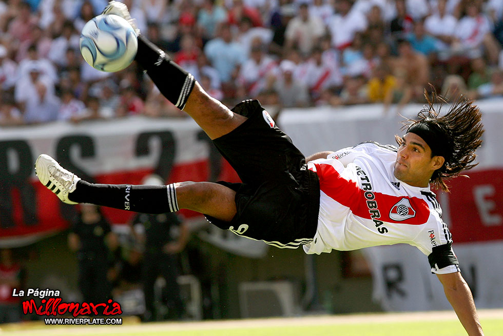 River Plate vs Colón Sta. Fé (CL 2009) 35